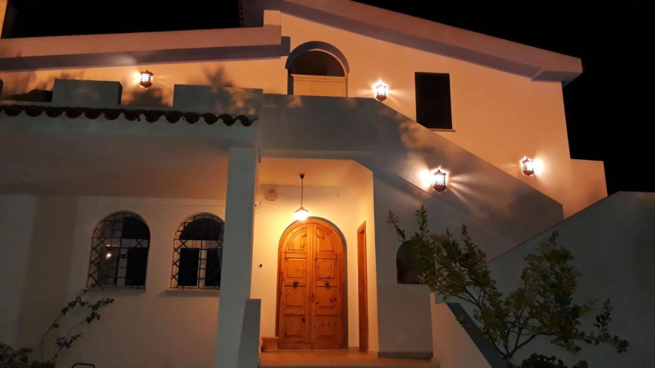 Agriturismo Palas De Serra Country Resort Onifai Eksteriør billede