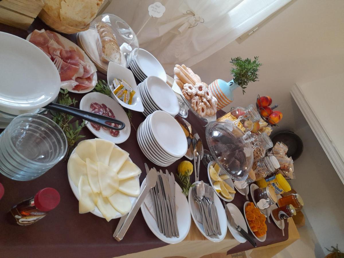 Agriturismo Palas De Serra Country Resort Onifai Eksteriør billede