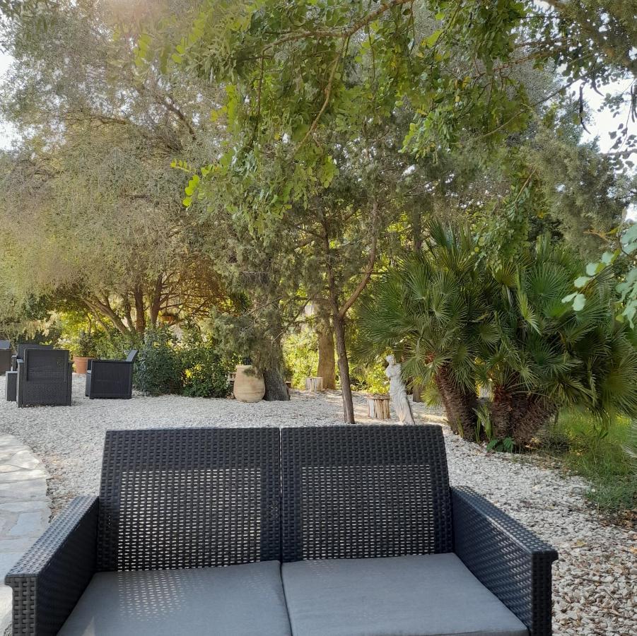 Agriturismo Palas De Serra Country Resort Onifai Eksteriør billede
