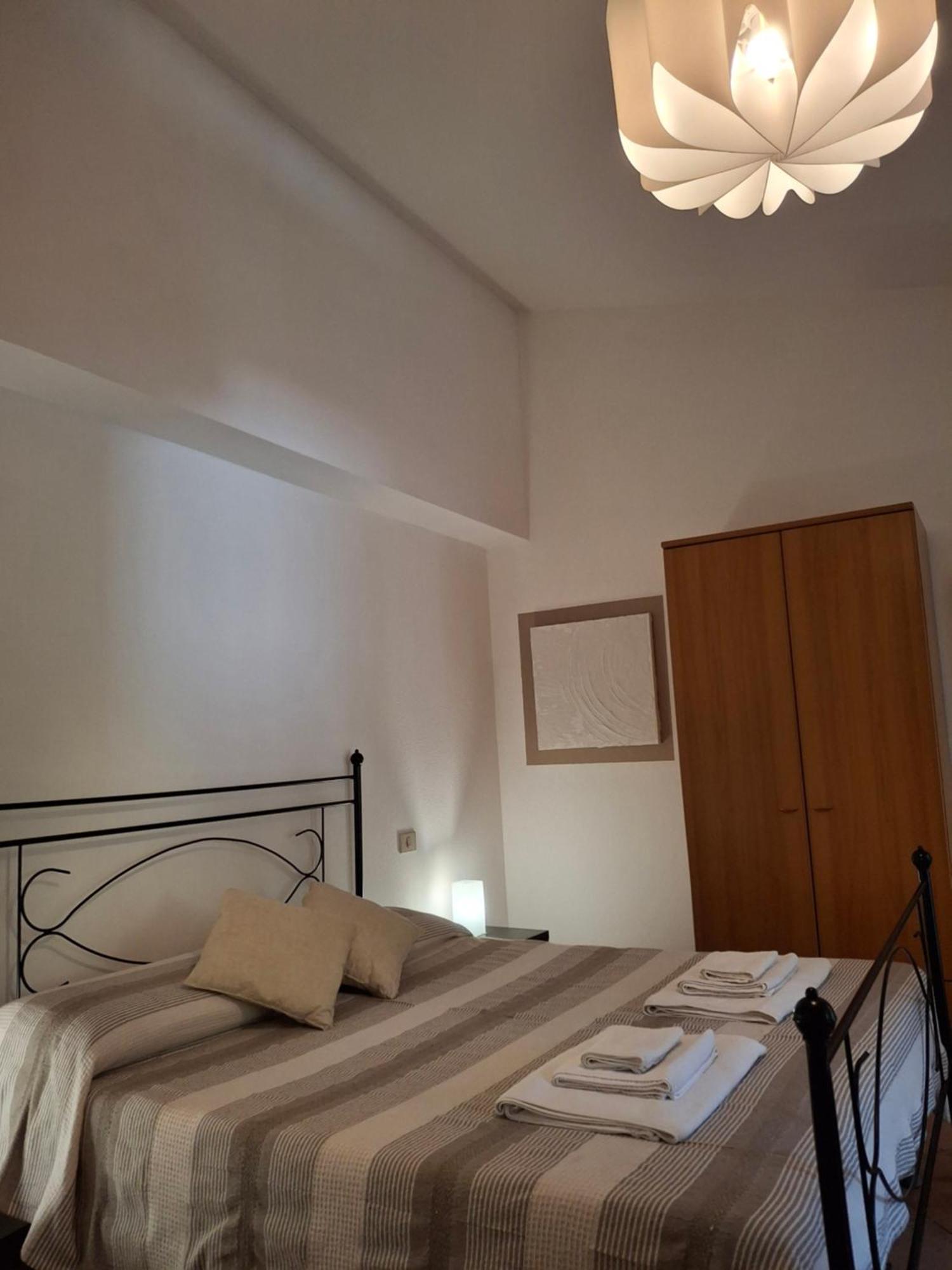 Agriturismo Palas De Serra Country Resort Onifai Eksteriør billede